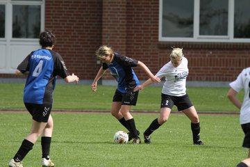 Bild 57 - Frauen am 13.5.12